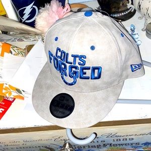 Selling a colts hat
